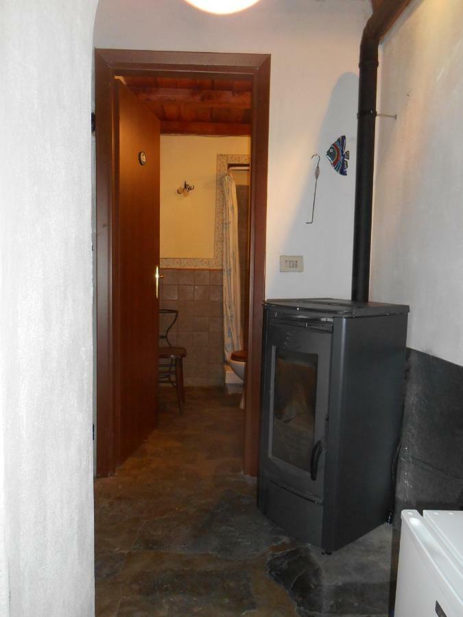 Гостевой дом La Casa Nel Bosco-Senza Auto Ponte della Venturina Экстерьер фото